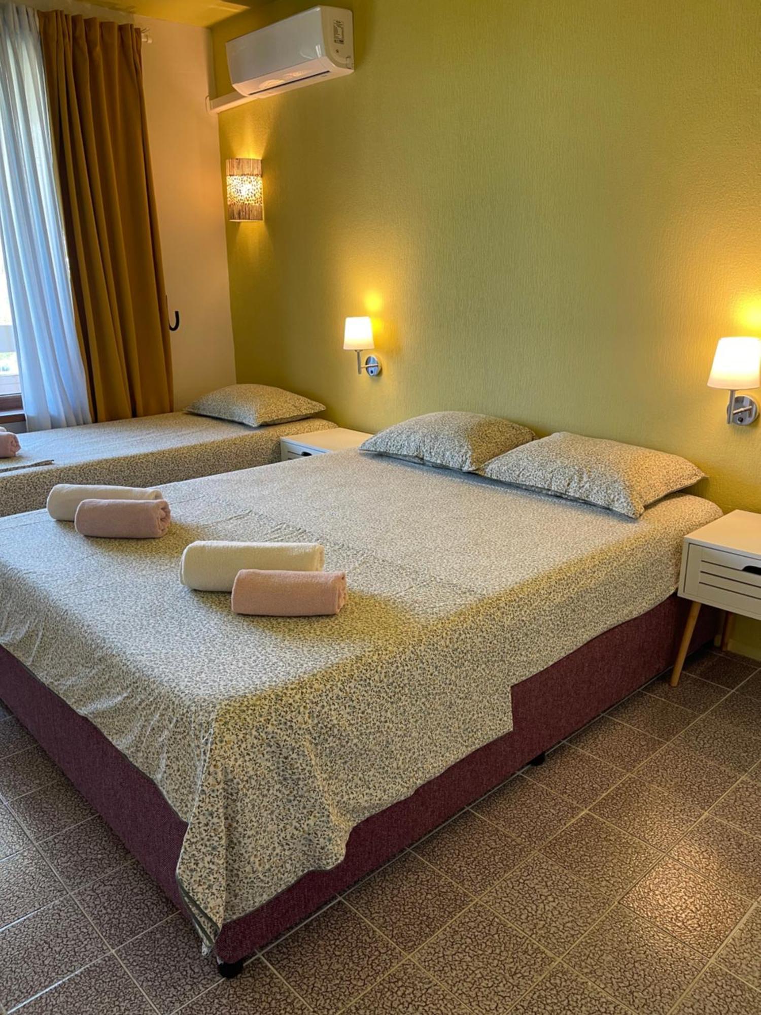 Amadina Garden Hotell Lozenets Exteriör bild